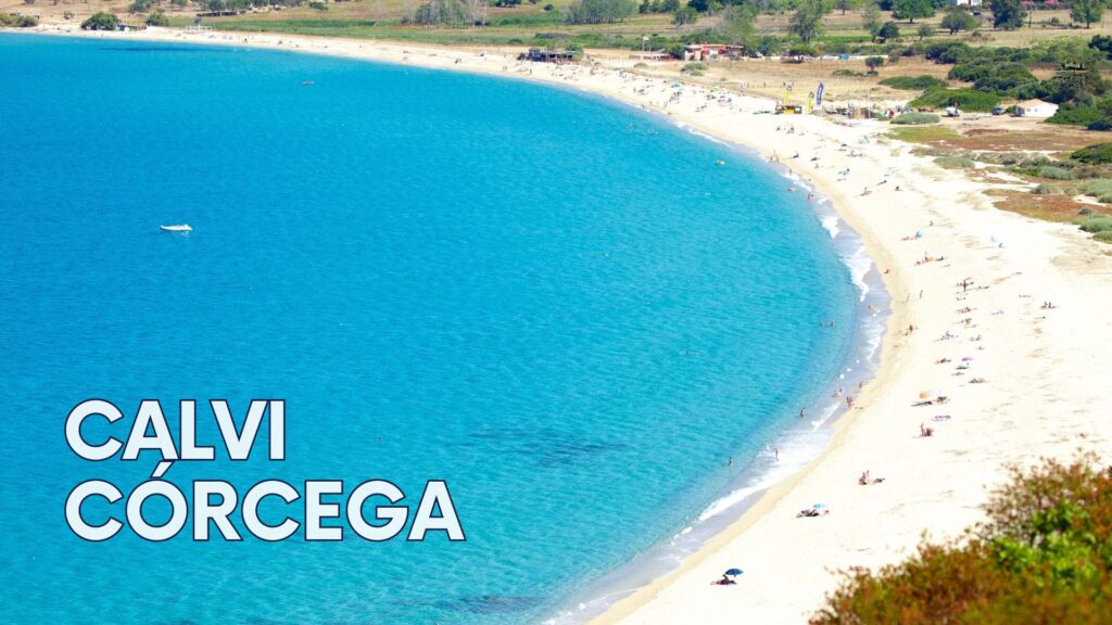 Playa de Calvi en Córcega